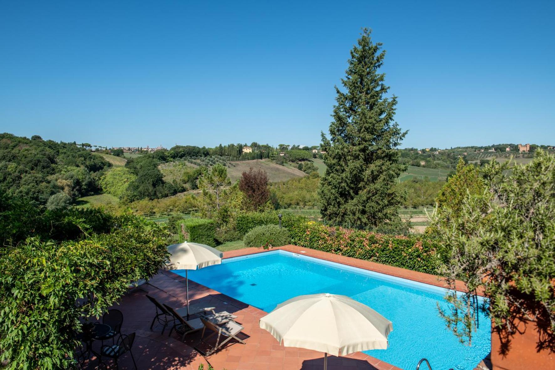 Agriturismo Il Colle Siena Luaran gambar