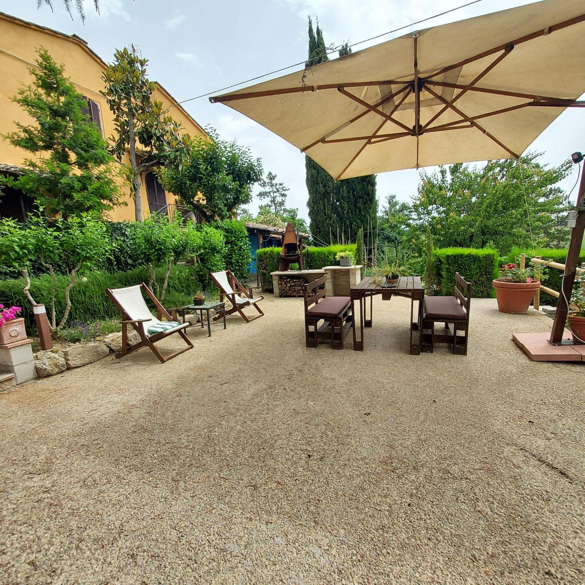 Agriturismo Il Colle Siena Luaran gambar